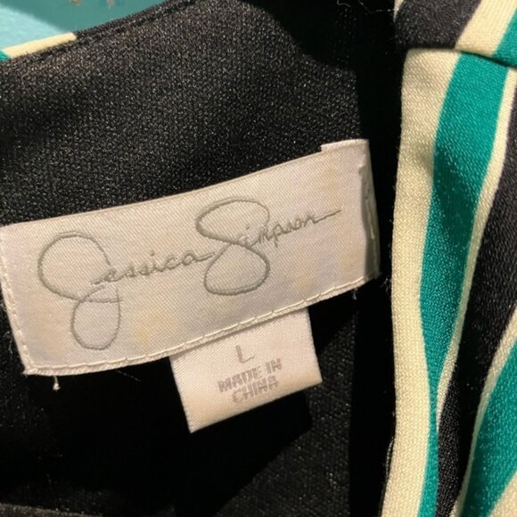 Striped Wrap dress - Picture 4 of 11